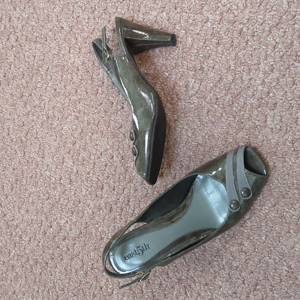 Woman's Heals